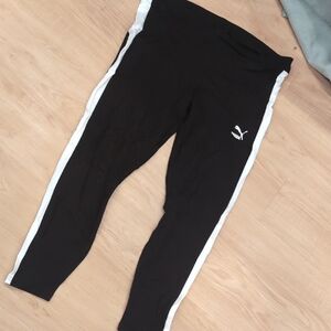 Puma Black and White Leggings with Sporty Stripes 2X Women